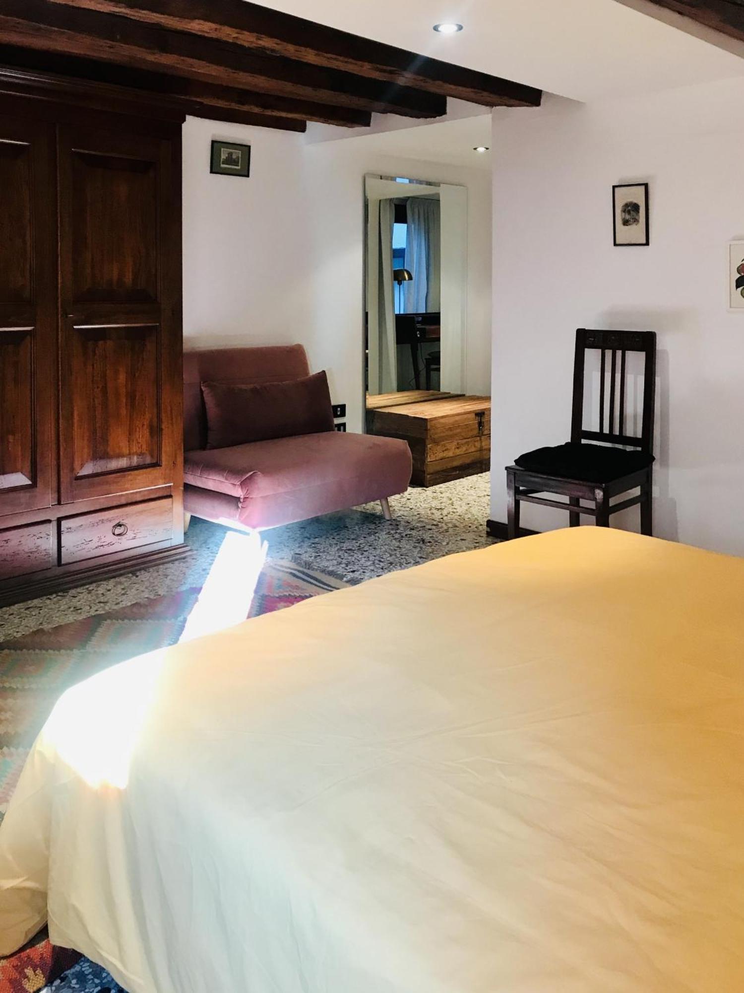 Remedio At Locappart Venedig